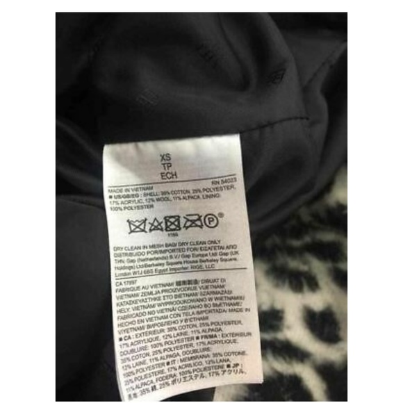 Banana Republic Snow Leopard Cocoon Jacket - Picture 9 of 11